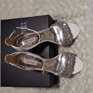 Badgley Mischka women's shoes. Size 10. New with box. $125
